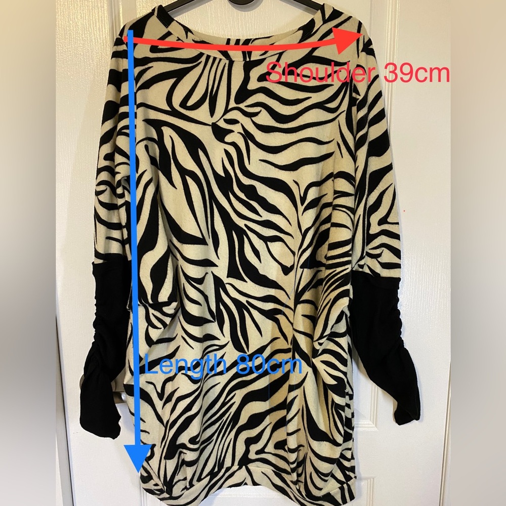 Zebra sweater - Picture 2 of 4